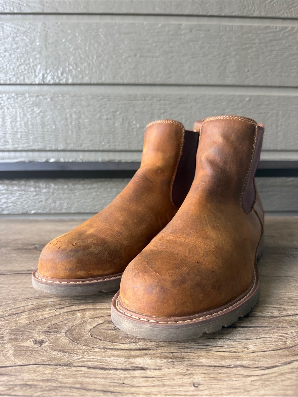 Ariat Men’s Chukka Tan Leather Chelsea Work Boots size 9 D
